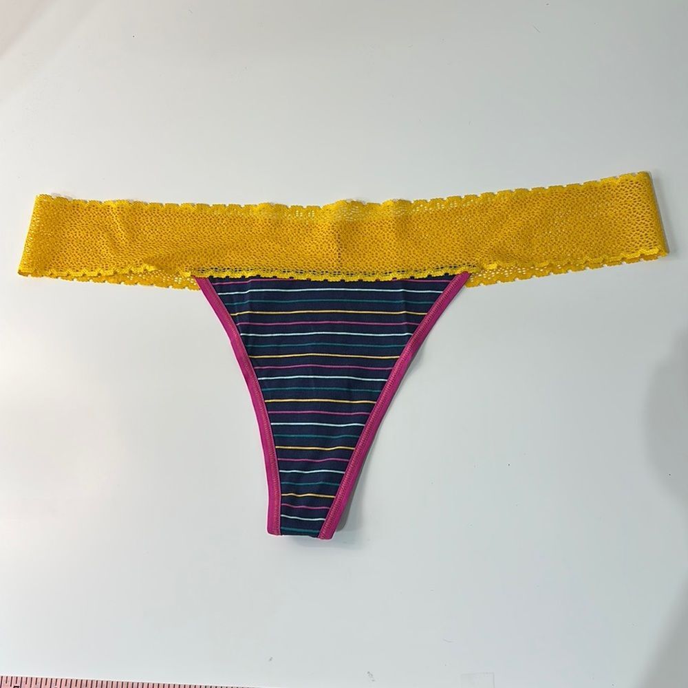 Bombas Lace Trimmed Striped Thong Sz XL NWOT